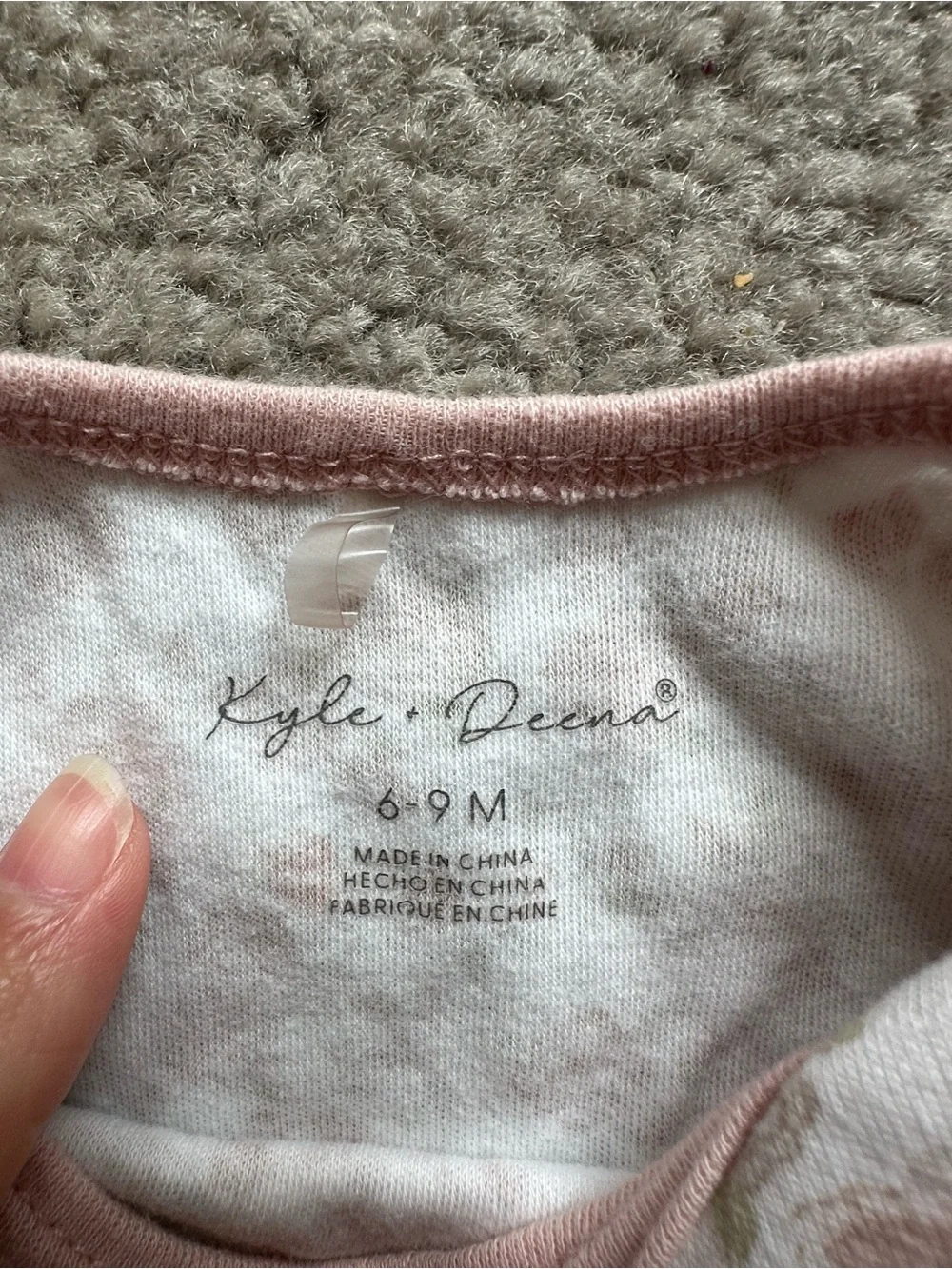 Mixed brands 6 piece baby girl 3 outfit lot Size: 6-9 months